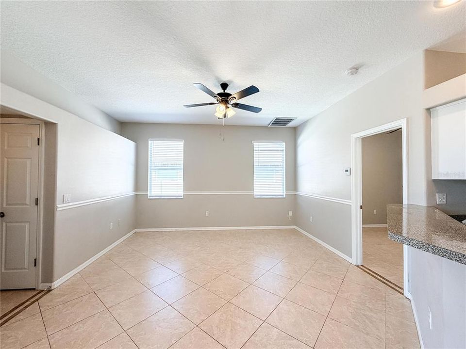 For Sale: $359,900 (3 beds, 2 baths, 1677 Square Feet)