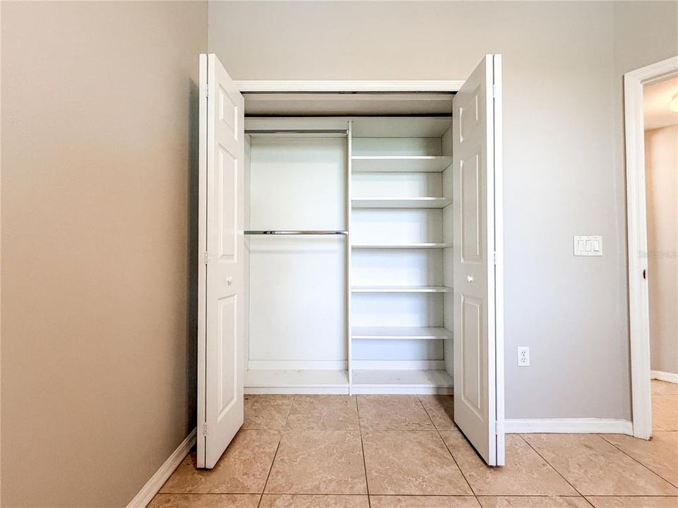 For Sale: $359,900 (3 beds, 2 baths, 1677 Square Feet)