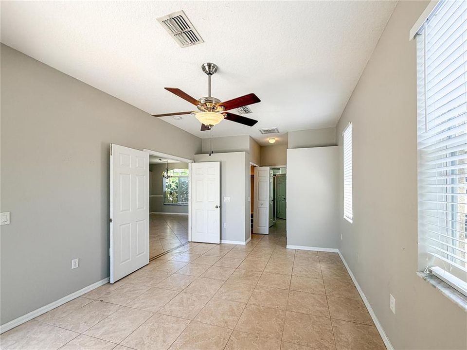 For Sale: $359,900 (3 beds, 2 baths, 1677 Square Feet)