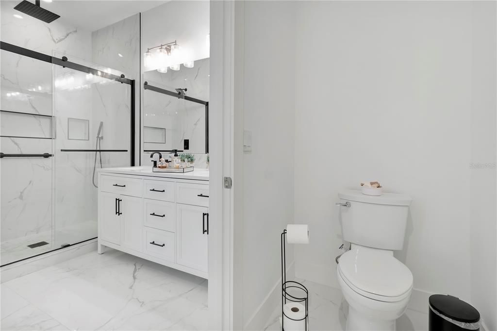 На продажу: $429,000 (4 спален, 3 ванн, 2209 Квадратных фут)