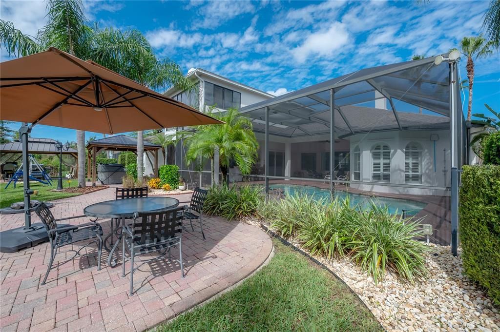En Venta: $1,295,000 (5 camas, 5 baños, 4922 Pies cuadrados)