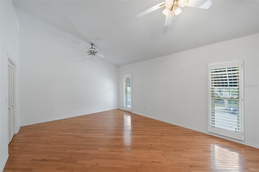For Sale: $1,025,000 (2 beds, 2 baths, 2000 Square Feet)
