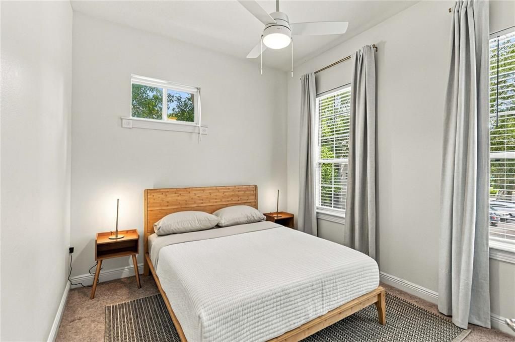 For Sale: $520,000 (3 beds, 2 baths, 1641 Square Feet)