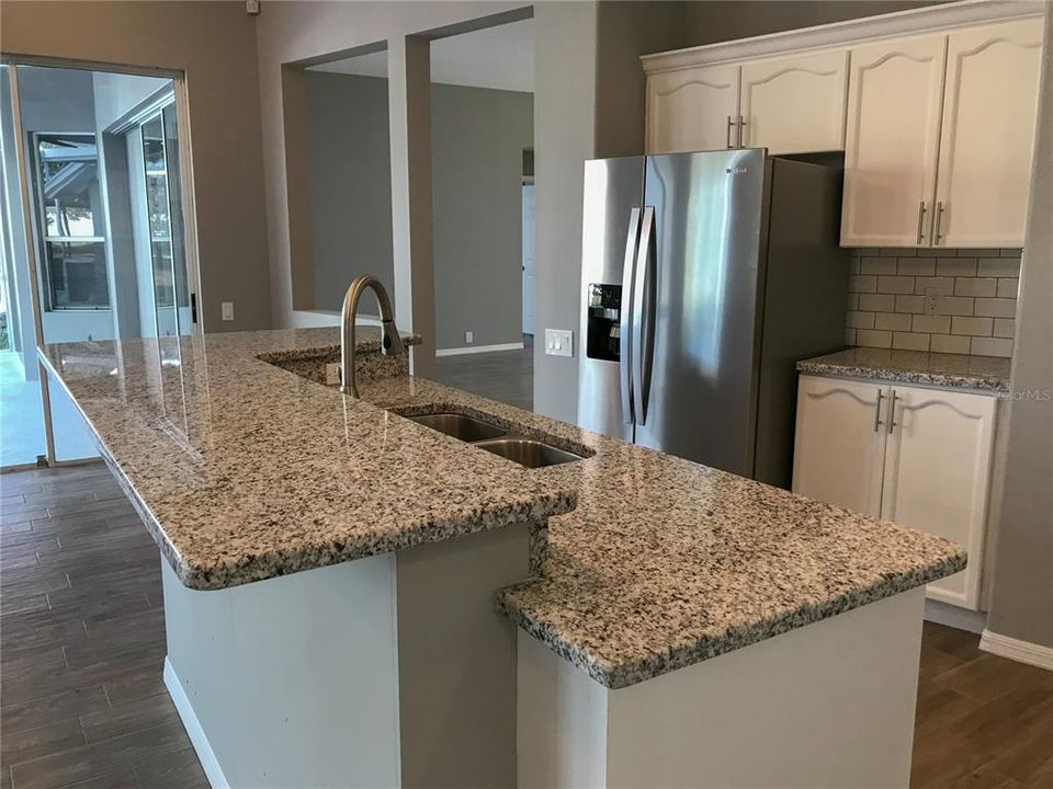 For Rent: $3,600 (4 beds, 3 baths, 2357 Square Feet)