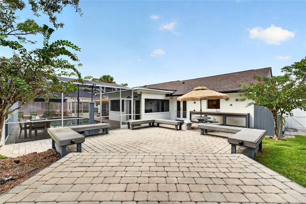 Active With Contract: $698,000 (3 beds, 2 baths, 2245 Square Feet)