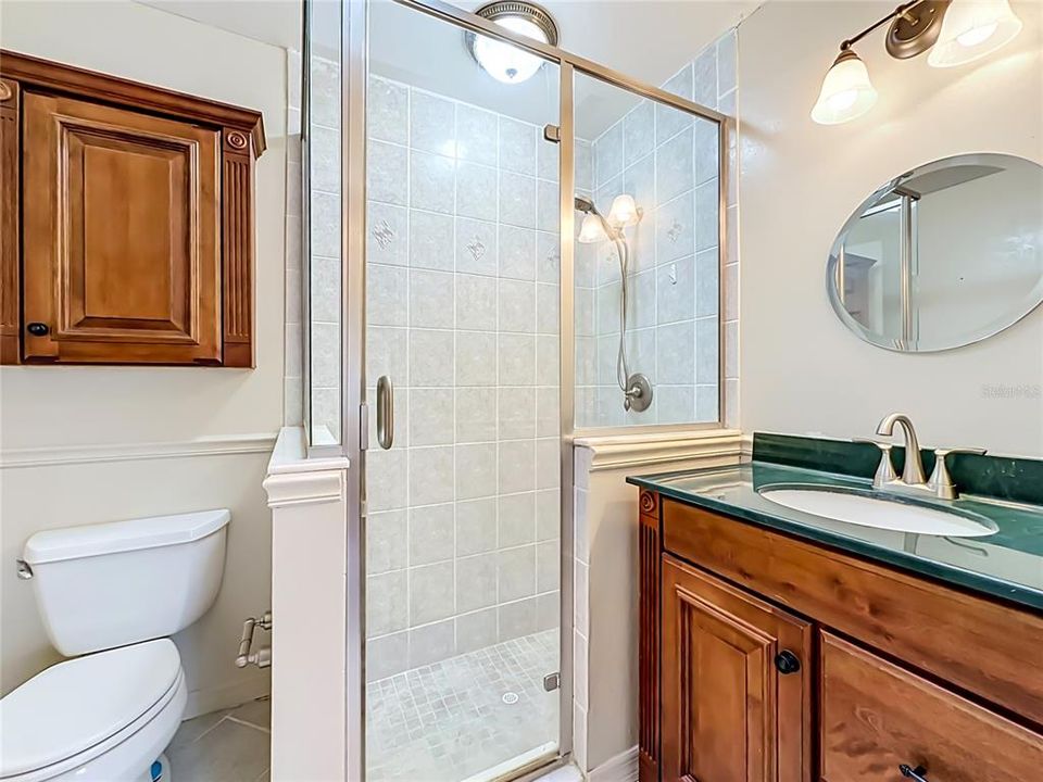 На продажу: $239,980 (3 спален, 2 ванн, 1221 Квадратных фут)