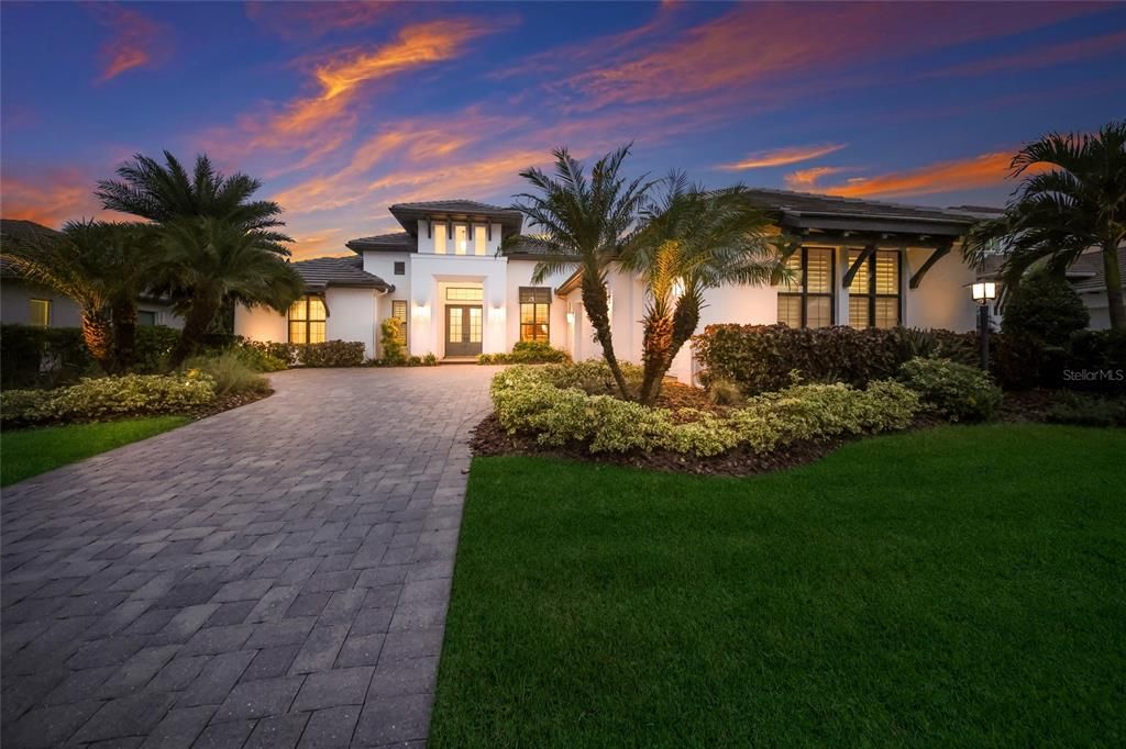 На продажу: $2,449,900 (3 спален, 3 ванн, 3202 Квадратных фут)