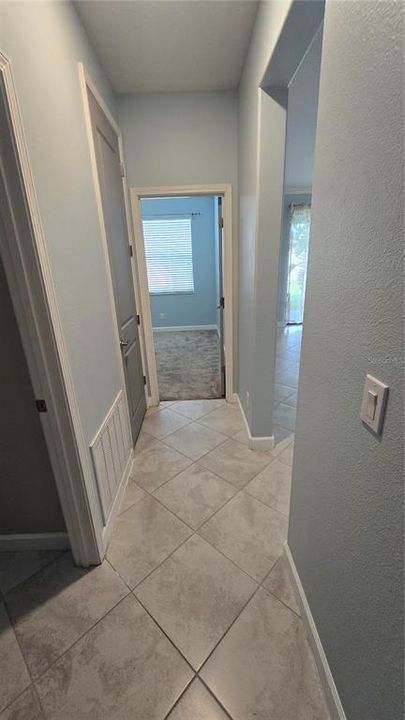 For Sale: $405,000 (4 beds, 3 baths, 2555 Square Feet)