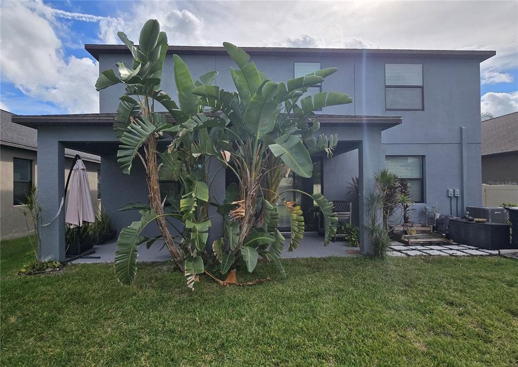 For Sale: $405,000 (4 beds, 3 baths, 2555 Square Feet)