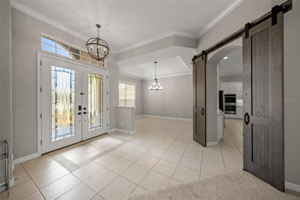 En Venta: $1,099,000 (4 camas, 3 baños, 3443 Pies cuadrados)