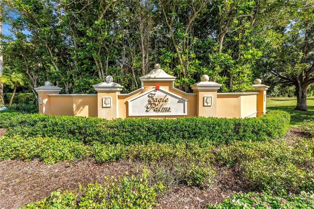 For Sale: $215,000 (2 beds, 2 baths, 1018 Square Feet)