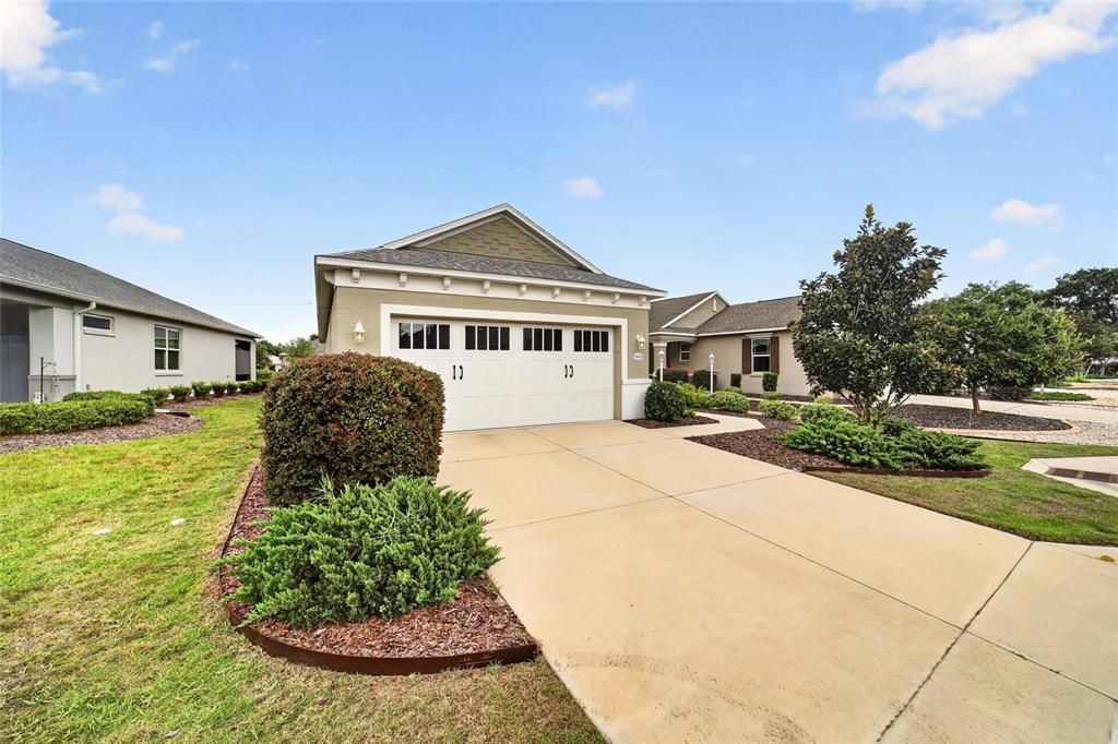 For Sale: $234,900 (2 beds, 2 baths, 1226 Square Feet)