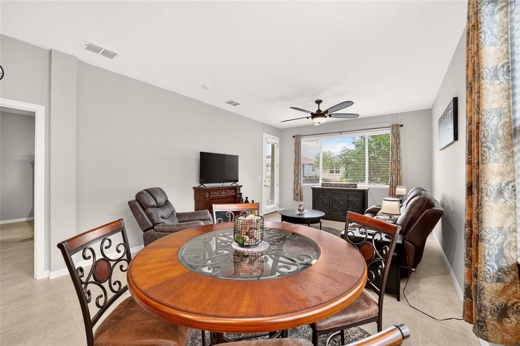 For Sale: $234,900 (2 beds, 2 baths, 1226 Square Feet)