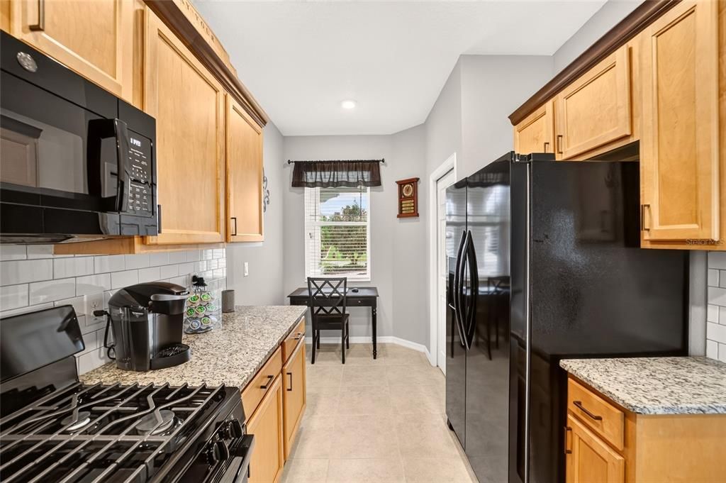 For Sale: $234,900 (2 beds, 2 baths, 1226 Square Feet)