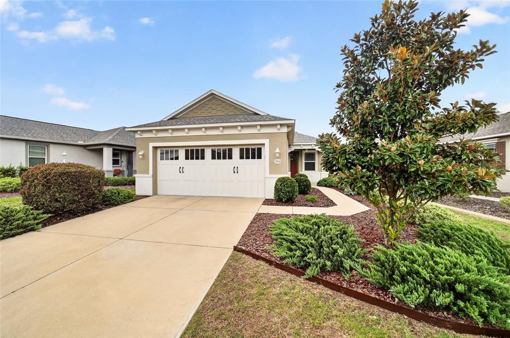 For Sale: $234,900 (2 beds, 2 baths, 1226 Square Feet)