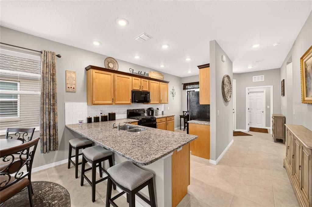 For Sale: $234,900 (2 beds, 2 baths, 1226 Square Feet)