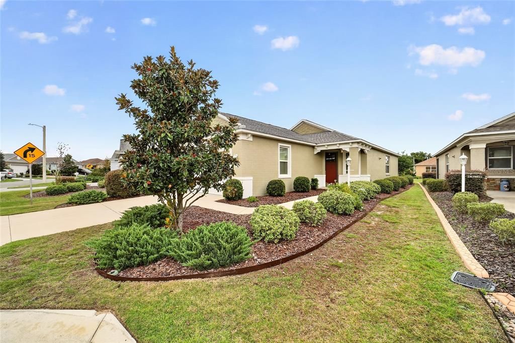 For Sale: $234,900 (2 beds, 2 baths, 1226 Square Feet)