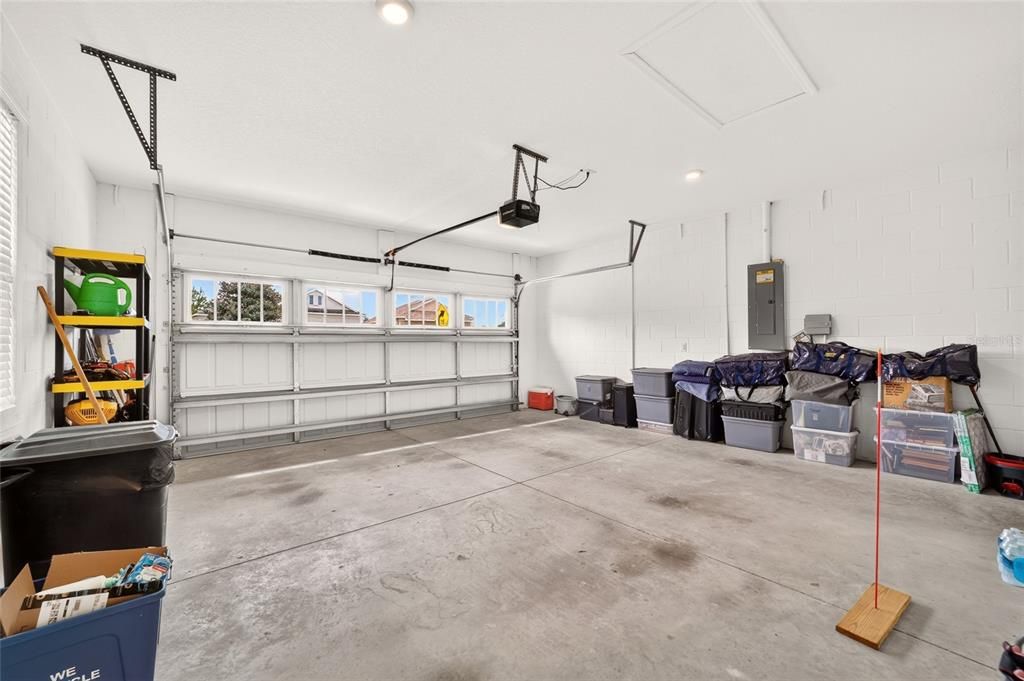 For Sale: $234,900 (2 beds, 2 baths, 1226 Square Feet)