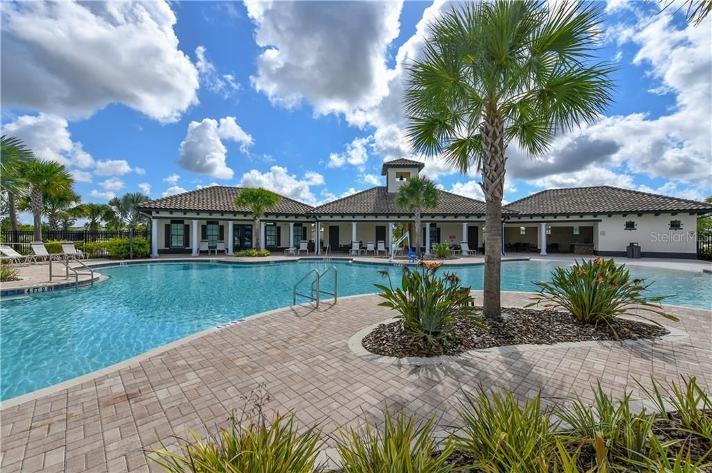 For Rent: $2,600 (4 beds, 2 baths, 1767 Square Feet)