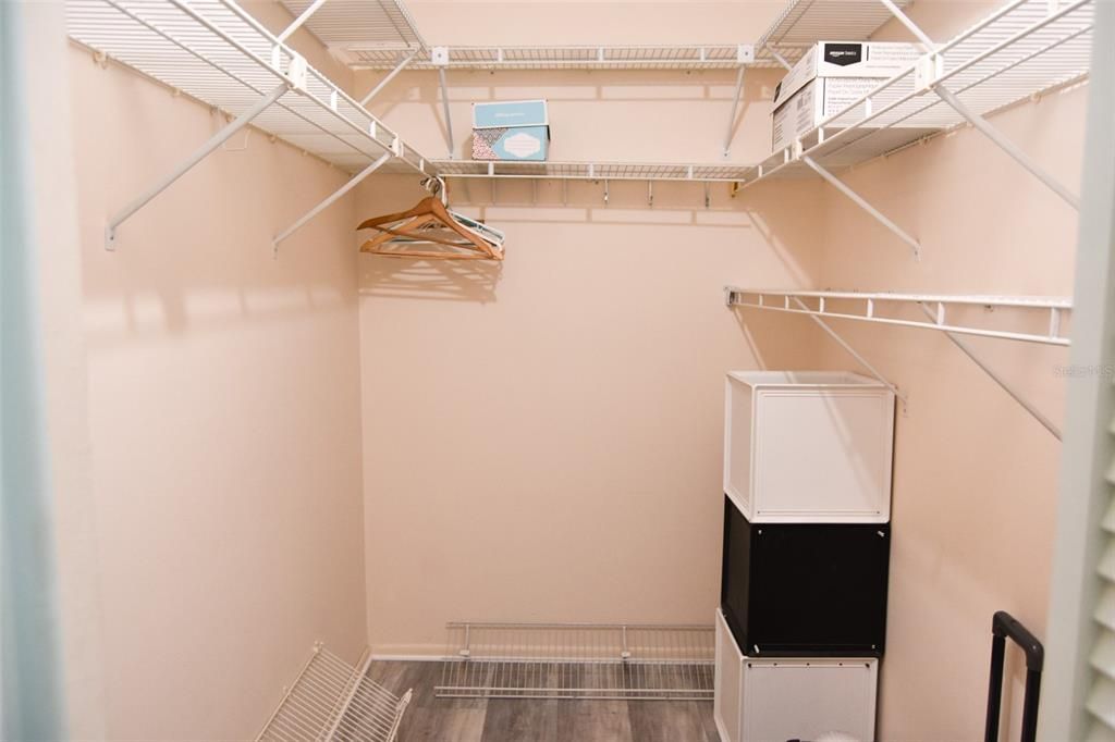 For Sale: $279,000 (2 beds, 2 baths, 1080 Square Feet)
