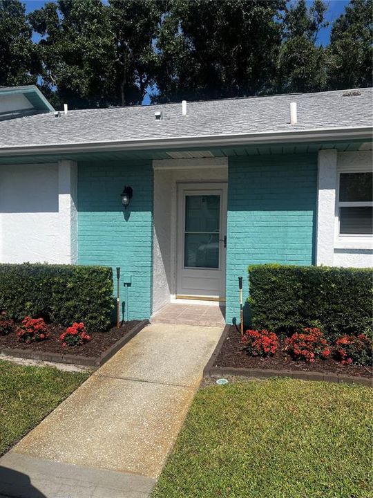 For Sale: $279,000 (2 beds, 2 baths, 1080 Square Feet)