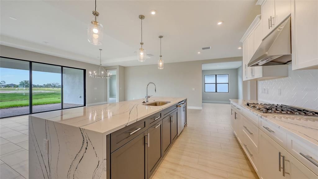 For Sale: $589,990 (3 beds, 3 baths, 2129 Square Feet)