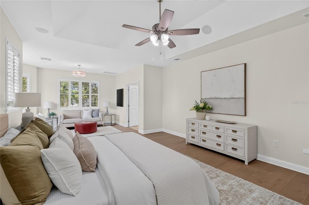 Activo con contrato: $929,000 (4 camas, 3 baños, 4274 Pies cuadrados)