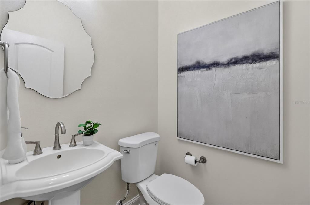 Activo con contrato: $929,000 (4 camas, 3 baños, 4274 Pies cuadrados)
