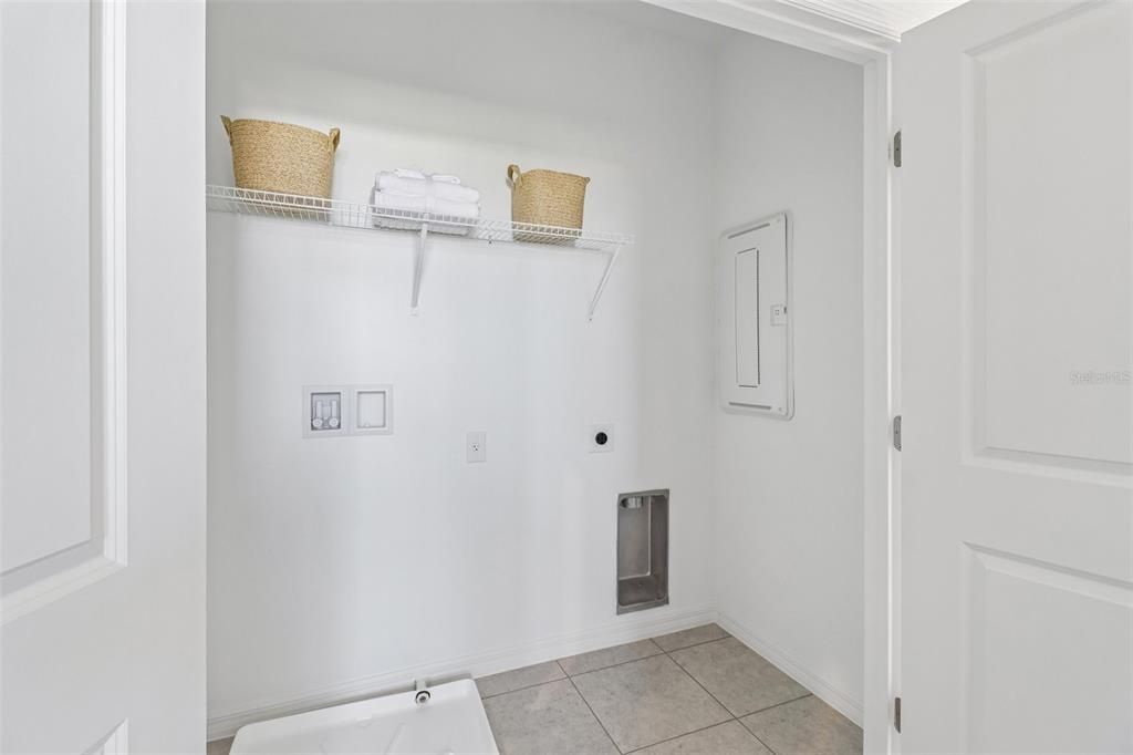 For Sale: $362,990 (3 beds, 2 baths, 1760 Square Feet)