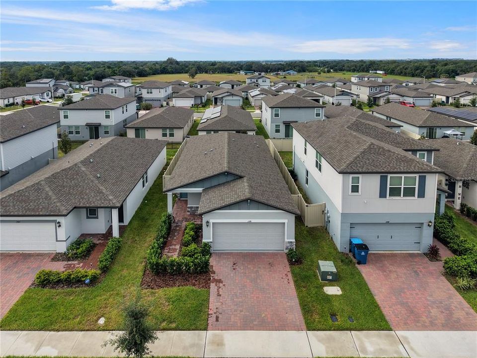 For Rent: $2,100 (4 beds, 2 baths, 1630 Square Feet)