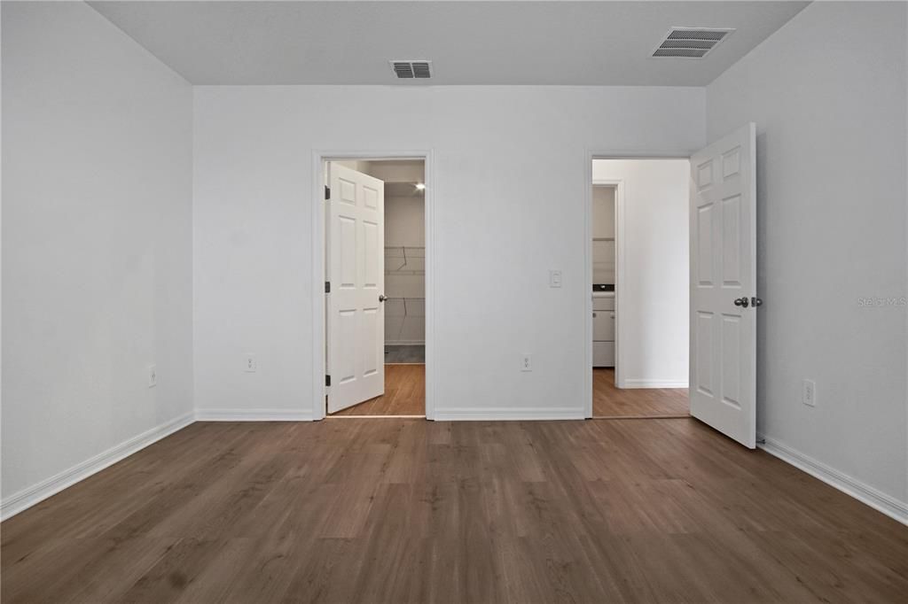 For Rent: $2,100 (4 beds, 2 baths, 1630 Square Feet)