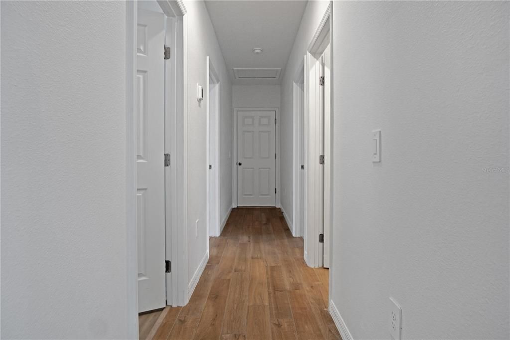 For Rent: $2,100 (4 beds, 2 baths, 1630 Square Feet)