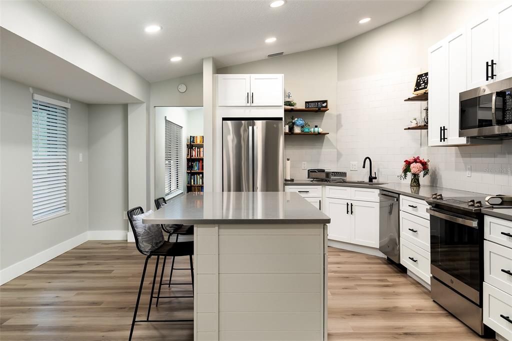 For Sale: $749,900 (4 beds, 2 baths, 2659 Square Feet)