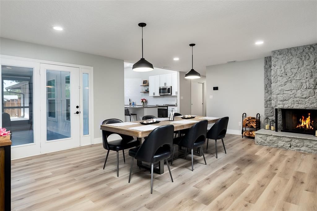 For Sale: $749,900 (4 beds, 2 baths, 2659 Square Feet)