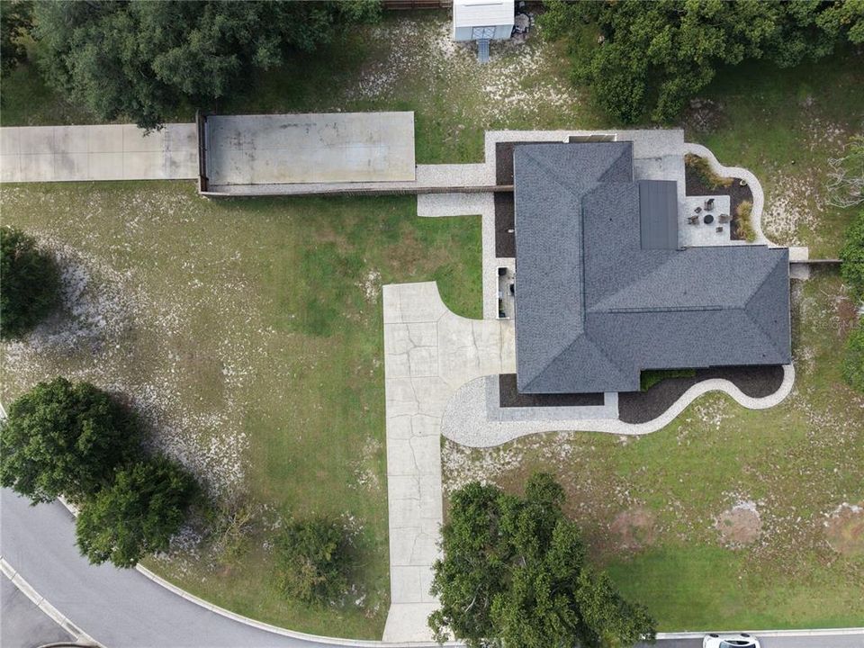 For Sale: $749,900 (4 beds, 2 baths, 2659 Square Feet)