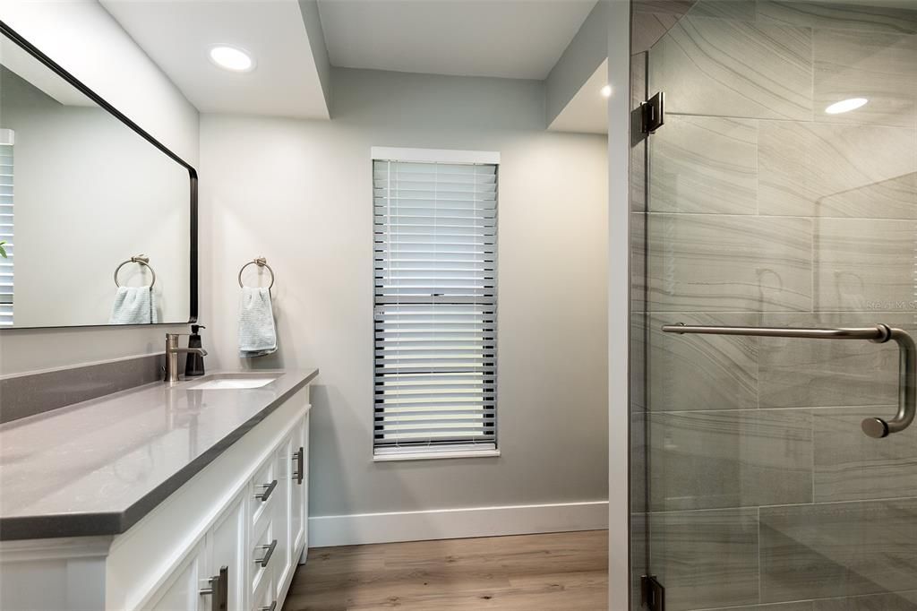 For Sale: $749,900 (4 beds, 2 baths, 2659 Square Feet)
