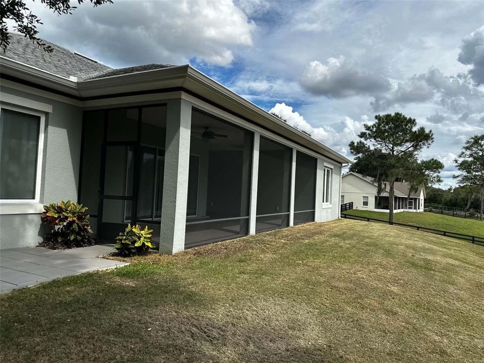 En Venta: $1,099,000 (4 camas, 3 baños, 2915 Pies cuadrados)