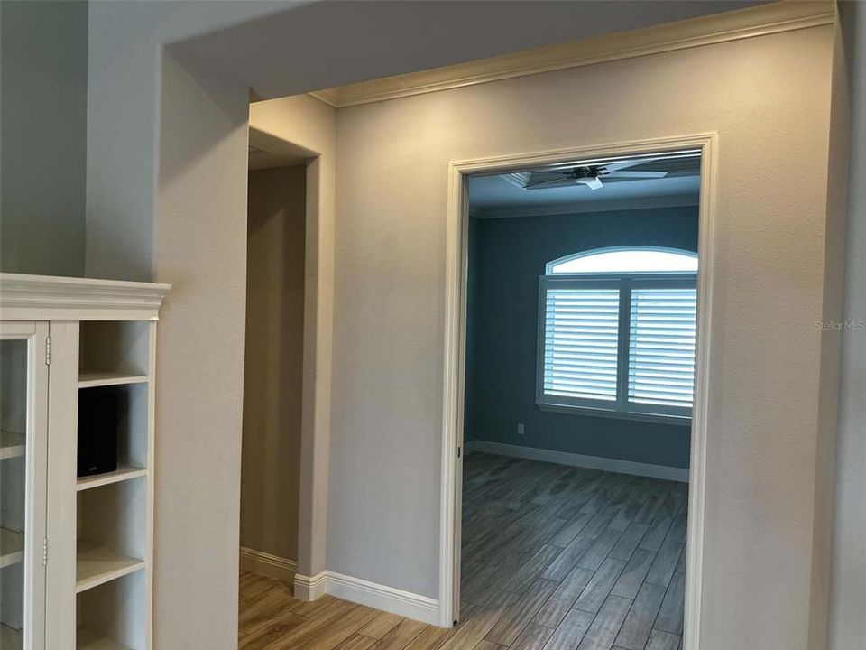 En Venta: $1,099,000 (4 camas, 3 baños, 2915 Pies cuadrados)