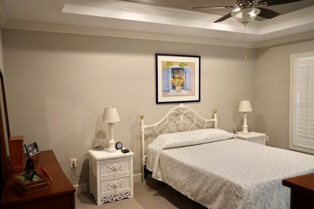 For Sale: $435,000 (3 beds, 2 baths, 1412 Square Feet)