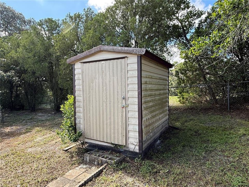 На продажу: $187,500 (3 спален, 2 ванн, 1197 Квадратных фут)