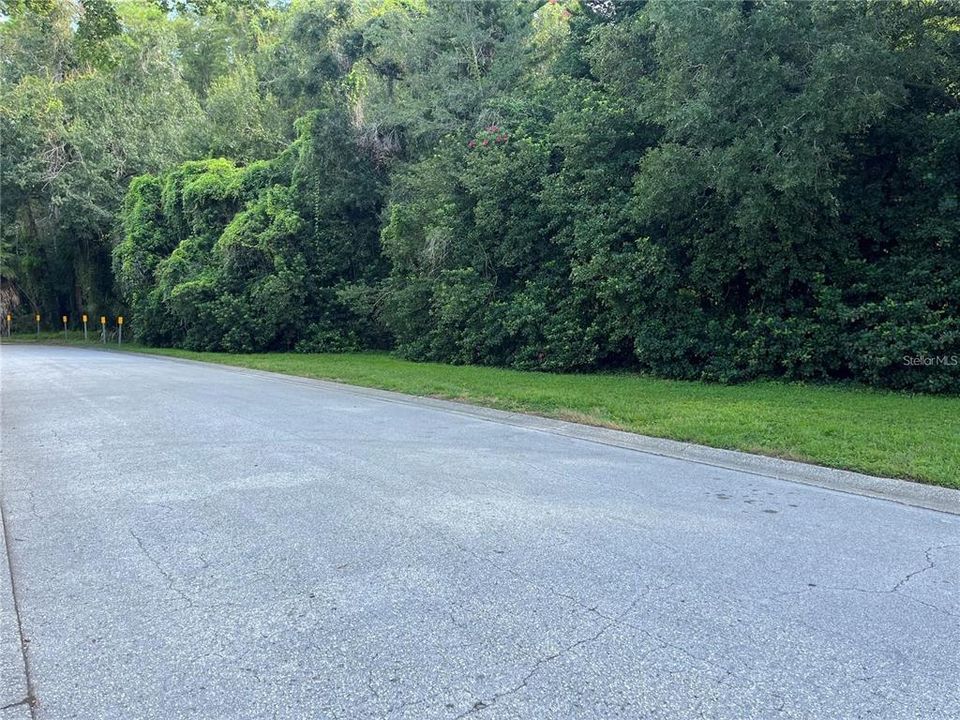 For Sale: $285,000 (2 beds, 1 baths, 1120 Square Feet)