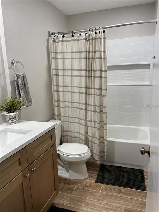 For Sale: $285,000 (2 beds, 1 baths, 1120 Square Feet)