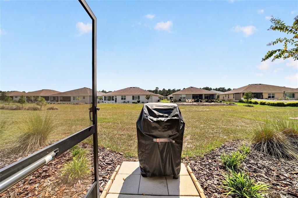 For Sale: $389,500 (2 beds, 2 baths, 2104 Square Feet)