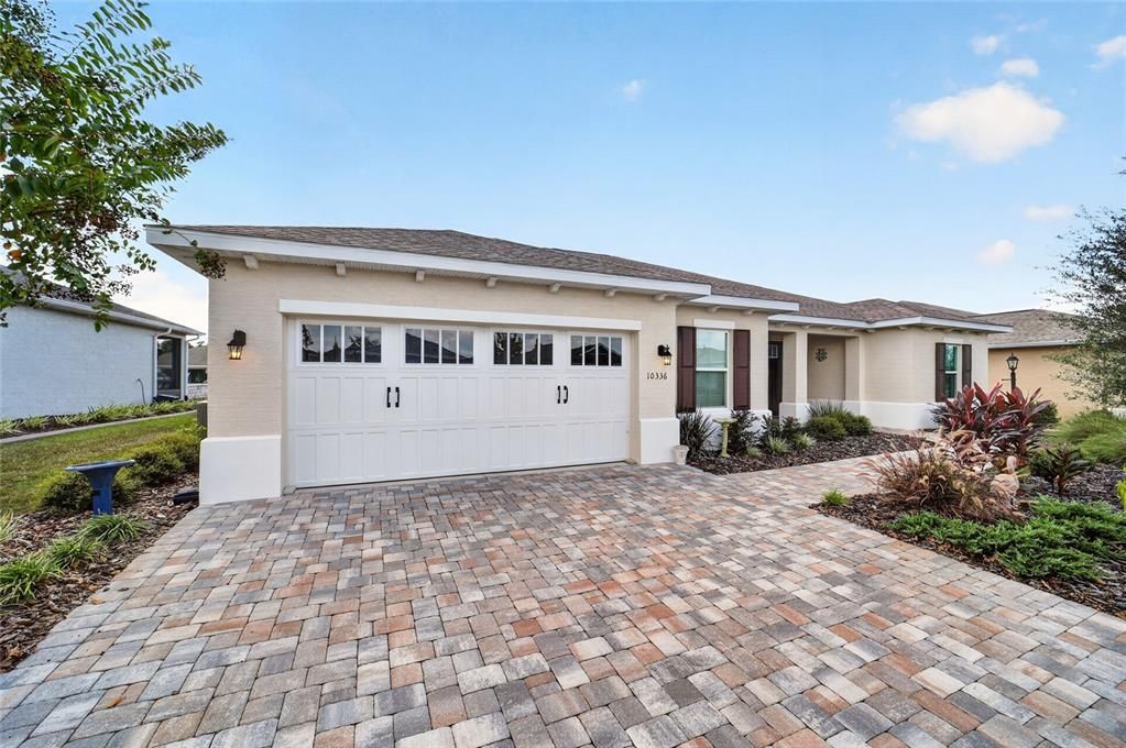 For Sale: $389,500 (2 beds, 2 baths, 2104 Square Feet)