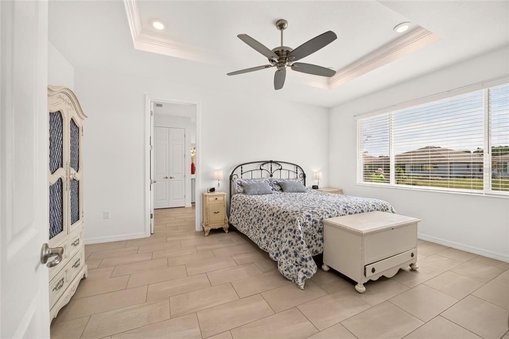 For Sale: $389,500 (2 beds, 2 baths, 2104 Square Feet)