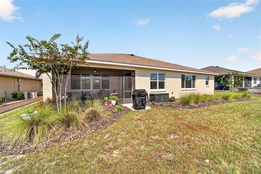 For Sale: $389,500 (2 beds, 2 baths, 2104 Square Feet)