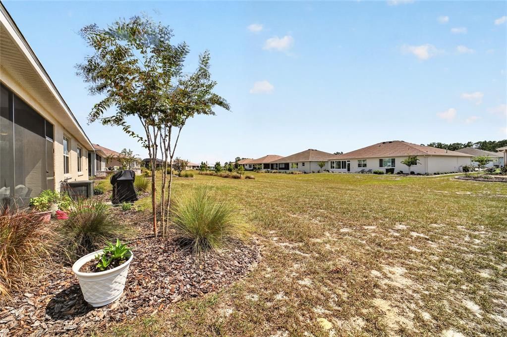 For Sale: $389,500 (2 beds, 2 baths, 2104 Square Feet)