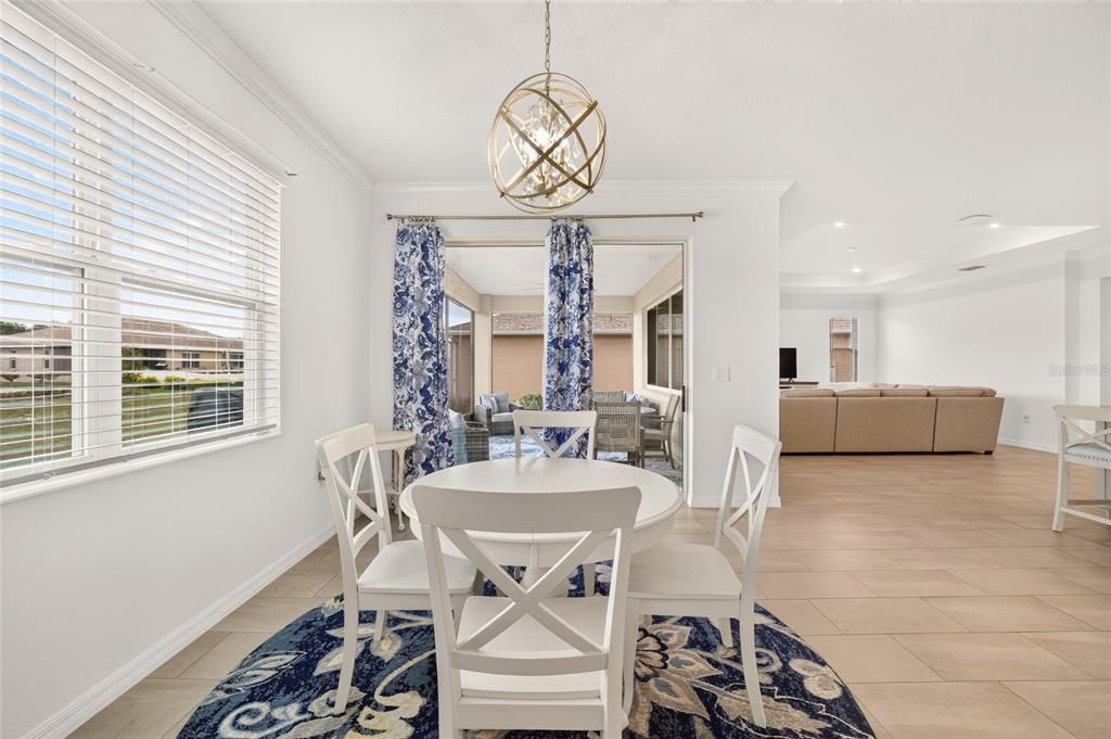 For Sale: $389,500 (2 beds, 2 baths, 2104 Square Feet)
