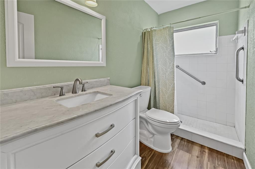 For Sale: $200,000 (2 beds, 2 baths, 1400 Square Feet)
