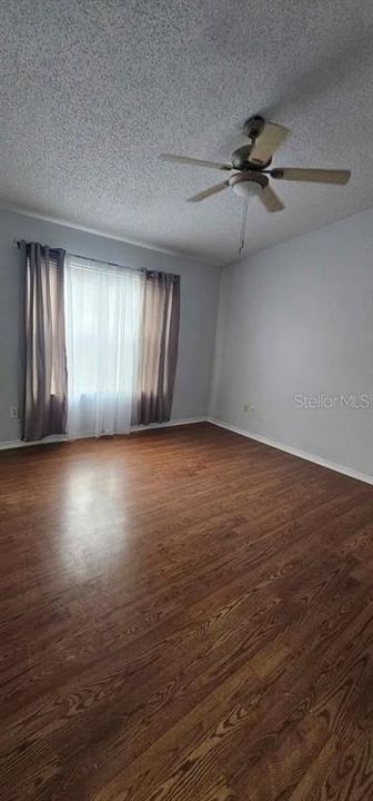 For Rent: $2,150 (3 beds, 3 baths, 1478 Square Feet)